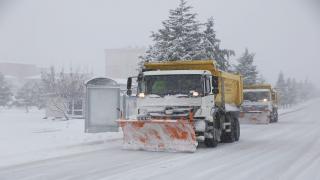 Kar temizleme çalışmaları devam ediyor